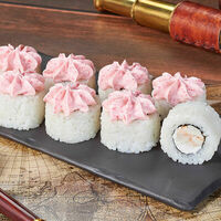 Ролл Кракатау с курицей в Мир Суши