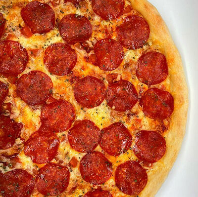 Пицца Пепперони в Эби Суши по цене 840 ₽