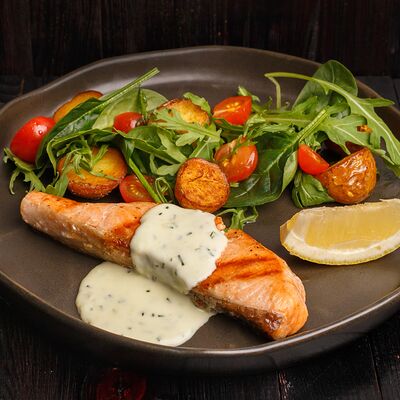 Стейк лосося на гриле в Good Company по цене 990 ₽