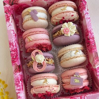 Набор макарон к 8 мартав Tortterry по цене 1680