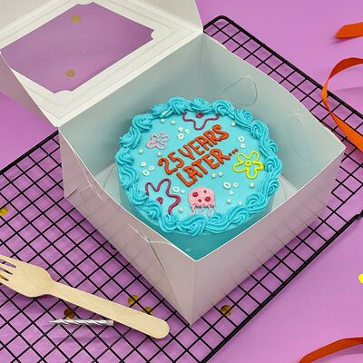 Бенто торт на День рождения в стиле популярного мультфильма в Cosmo Сakery по цене 2500 ₽