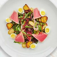 Салат Нисуаз в Osteria Amici