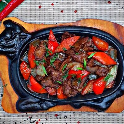 Жаровня с говядиной в Барашек по цене 878 ₽