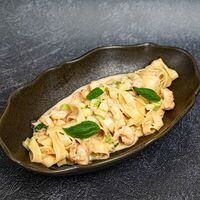 Паста с креветками в Smoky People