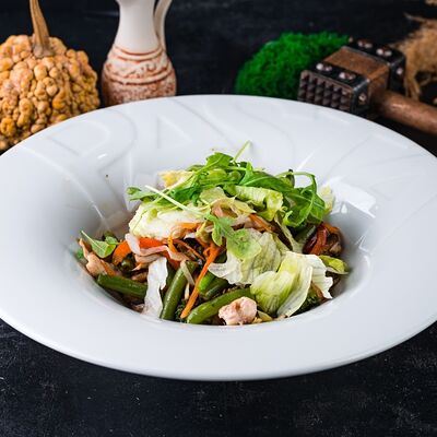 Индейка с овощами в ШКВАРКИ по цене 24 р.