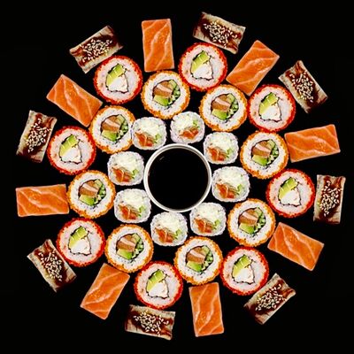 Сет Суши Торт (40 шт.) в Hot Pizza по цене 3100 ₽