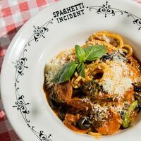 Спагетти Арабьятта с пепперони в Spaghetti Incident