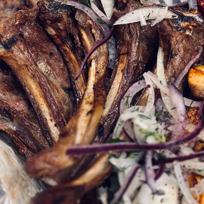 Корейка баранья в Lokanta Cafe по цене 770 ₽