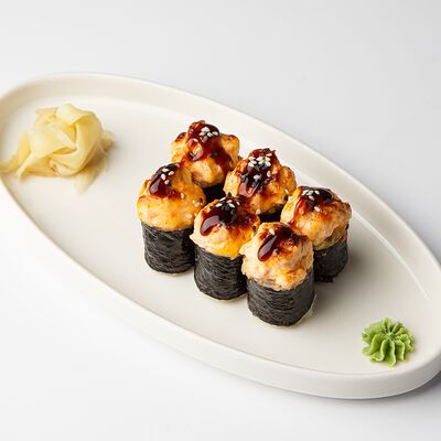 Запеченный ролл с креветкой в Avo kitchen & bar по цене 490 ₽