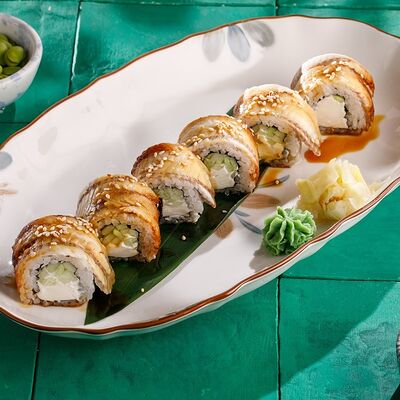 Ролл Филадельфия с угрем в Кукумбер по цене 890 ₽