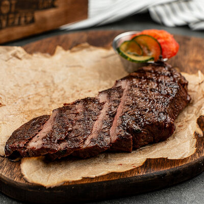 Стейк Мясника в КрафтБургерБар по цене 1050 ₽