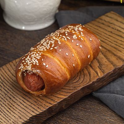 Сосиска в тесте в Буркина Фасоль по цене 160 ₽