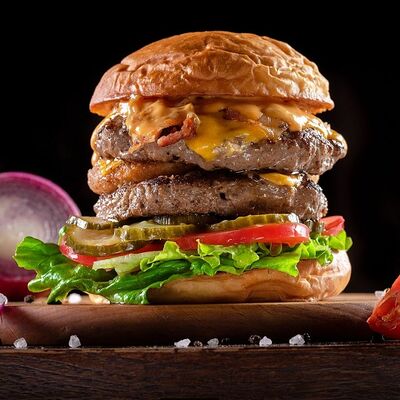 Двойной Место Бургер в Mesto Burger по цене 439