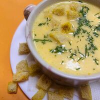 Сырный крем-суп с сухариками в НИРВАНА Арт бар