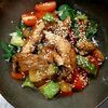 Тёплый салат с цукини и курицей в Олимпия food по цене 480