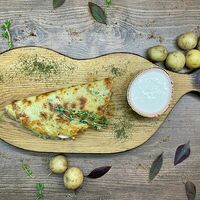 Драник, фаршированный куриной грудкой, томатами и сыром моцарелла в Potato project