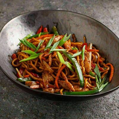 Лапша с курицей в Пряности & Радости на Московском по цене 550