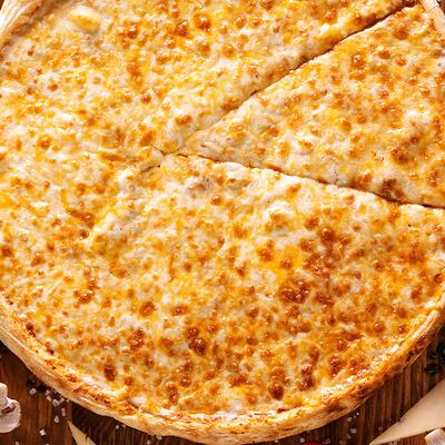 Пицца Четыре сыра в Адельфия по цене 990 ₽