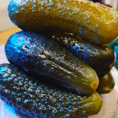 Огурцы солёные из бочки в Хомячок по цене 140 ₽