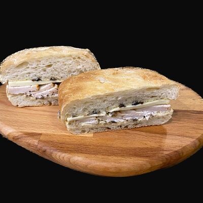 Чиабатта с курицей и грибами в Грин по цене 390 ₽