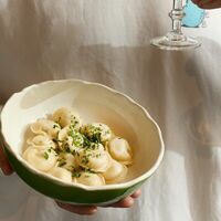 Дюжина сибирских пельменей ручной лепки в Леопольд