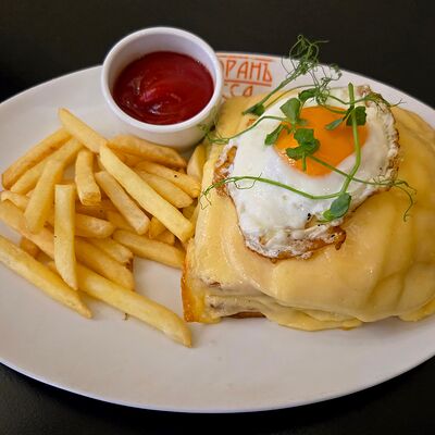 Сэндвич Крок Месье в Трасса по цене 500 ₽