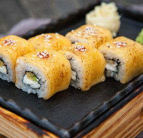 Ролл Тающий сыр гриль в Рецептор по цене 400 ₽