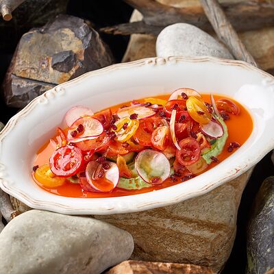 Овощной салат с барбарисом и пряным маслом в KITCHEN по цене 790 ₽