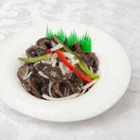 Древесные грибы с луком в Китай-город