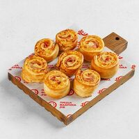 Пышки с ветчиной и сыром в ПиццаФабрика