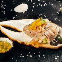 Фреш спринг-ролл с лангустином в Oh Мy Crab!