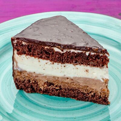 Торт Ферерро лю Роше в Чили пицца по цене 380 ₽