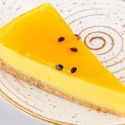 Чизкейк манго-маракуйя в Вилка Ложка по цене 209 ₽