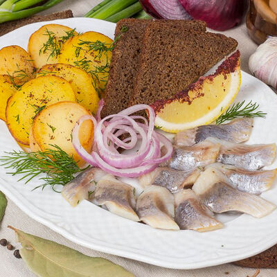 Сельдь с картофелем в Мушмула по цене 259