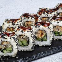 Калифорния унаги в кунжуте в Суши Мастер