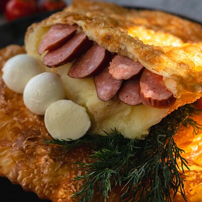 Чебурек Сытный в Чебуреки на Чайковского по цене 329 ₽