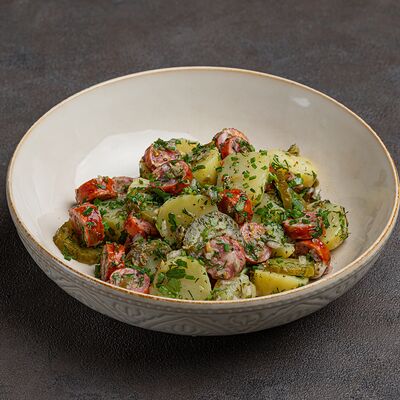 Немецкий картофельный салат в МОСТ бистро по цене 550 ₽