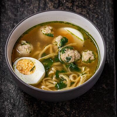 Куриная лапша с яйцом в Техникум по цене 590 ₽