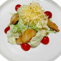 Цезарь с куриным филе в Камелот