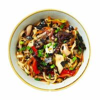Лапша пшеничная с морепродуктами в Pro Sushi