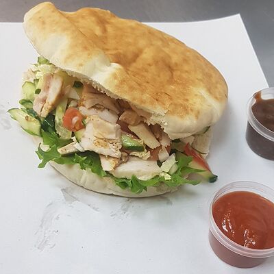 Шаверма Гавайская в пите в Шаверма 24 RUS KEBAB по цене 439 ₽