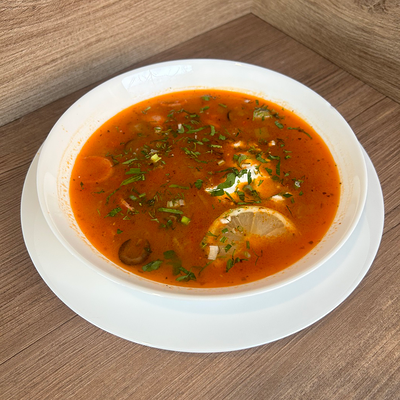 Солянка мясная в Великолепный век по цене 320 ₽