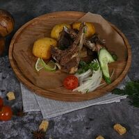 Тушёное каре ягнёнка в Karavan catering