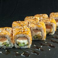 Ролл Филадельфия запечённая в MrSushi