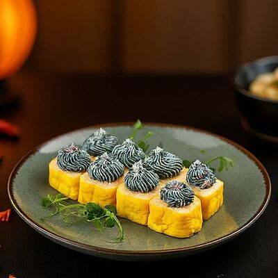 Ролл Лава в Shegai Family по цене 790 ₽