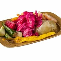 Ассорти солений в Пацха Пшапский двор