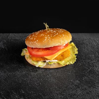 Бургер Фишбургер в Суши Эра по цене 529 ₽