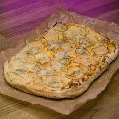 Груша-горгонзолав Больше восьми по цене 650 ₽