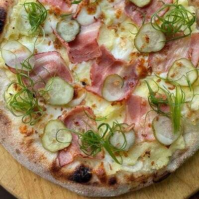 Шаньга с картофелем, беконом и сыром в Seven по цене 660 ₽