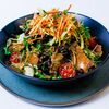 Тёплый салат с телятиной под сливочным соусом в Samgepo Korean Food по цене 3400